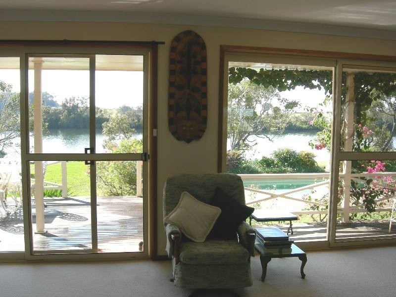 Oxley Island NSW 2430