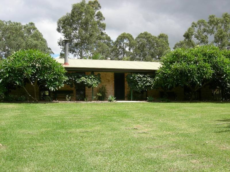 Firefly NSW 2429