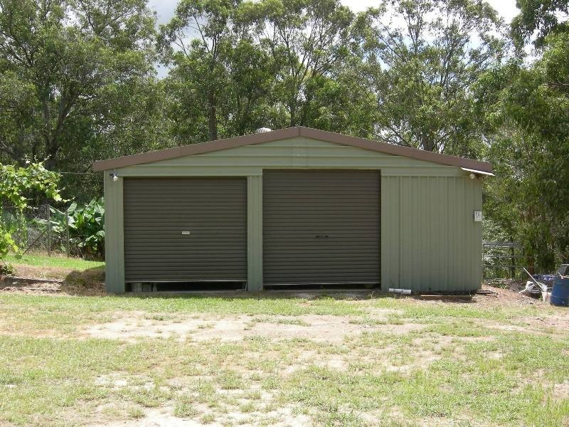 Firefly NSW 2429