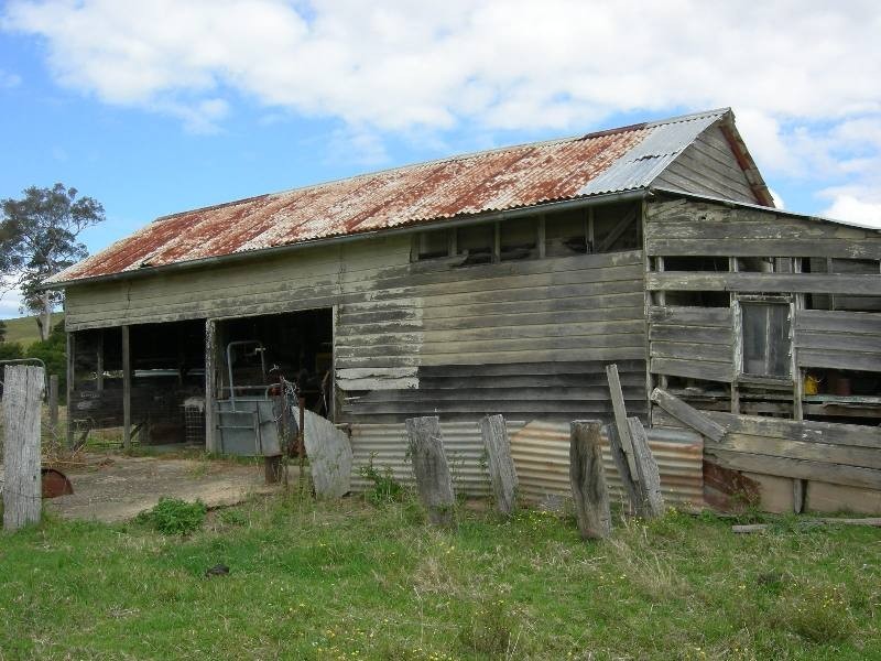 Firefly NSW 2429