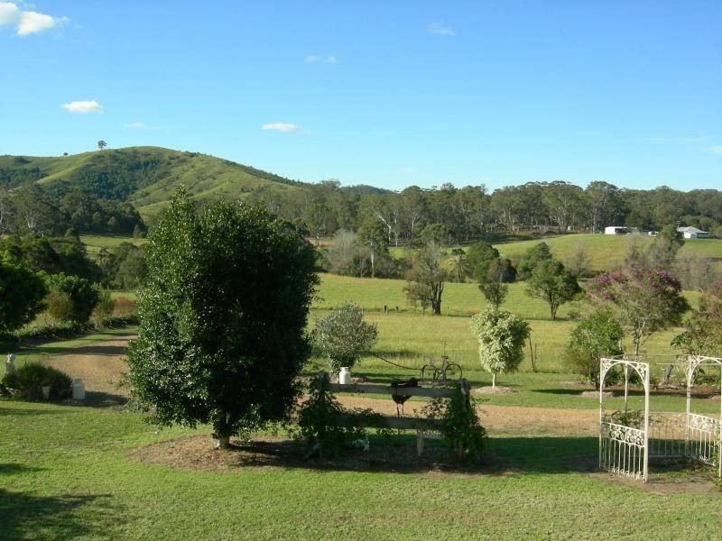 Firefly NSW 2429