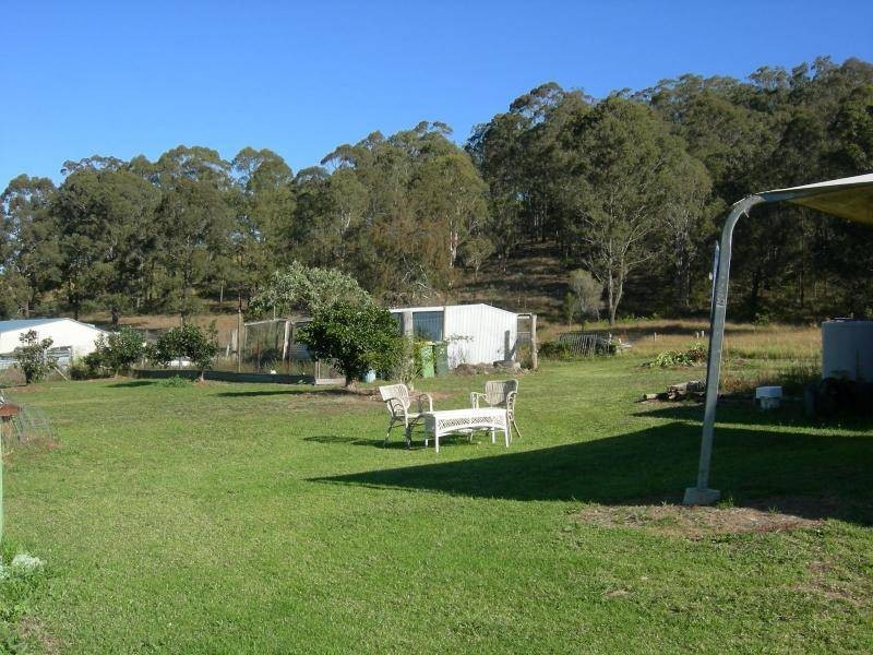 Firefly NSW 2429
