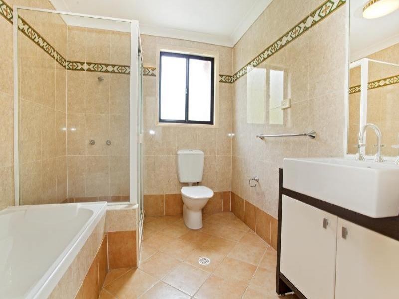 Glenmore Park NSW 2745