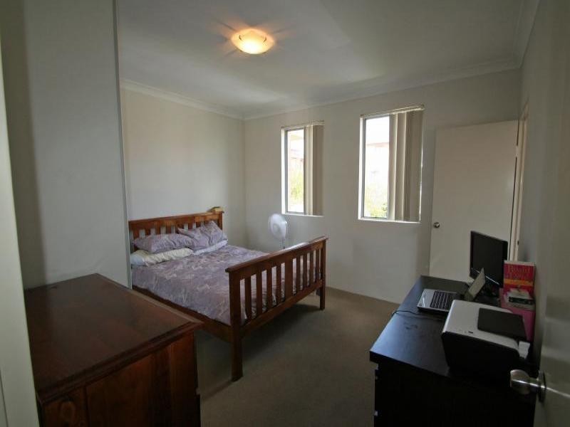 2/13-17 Regentville Road, Jamisontown NSW 2750