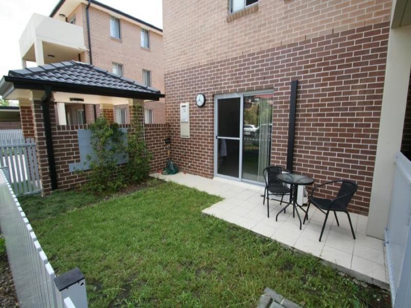 2/13-17 Regentville Road, Jamisontown NSW 2750