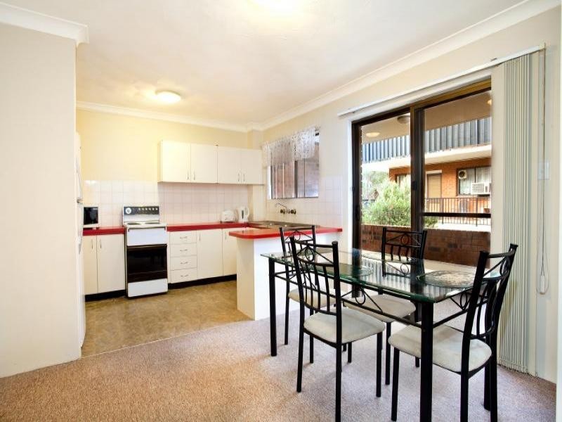 10/17 Preston Street, Jamisontown NSW 2750