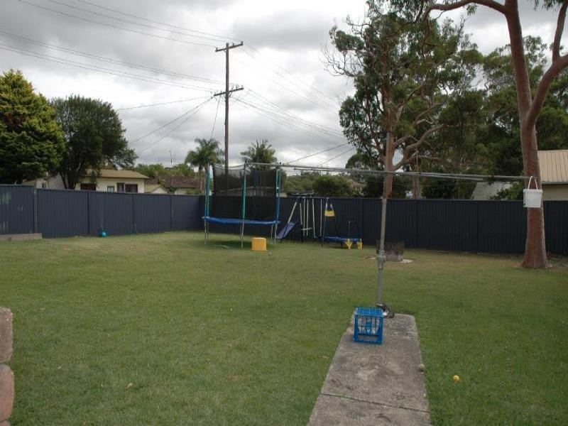 11 Wyong Rd, Tumbi Umbi NSW 2261