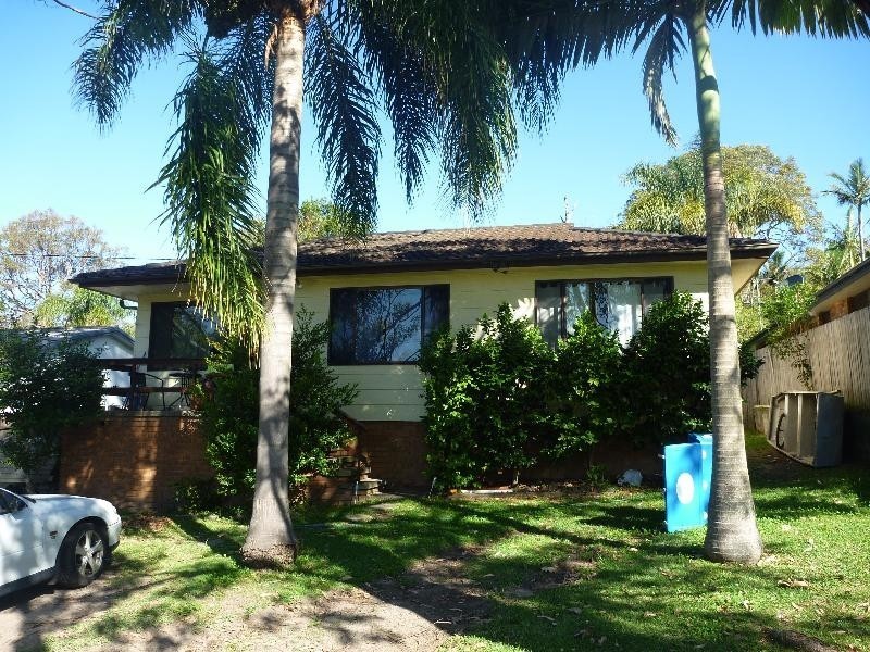 39 John Street, Forresters Beach NSW 2260