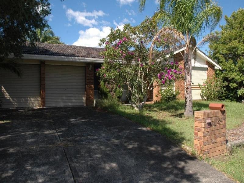 24 Waite St, Bateau Bay NSW 2261