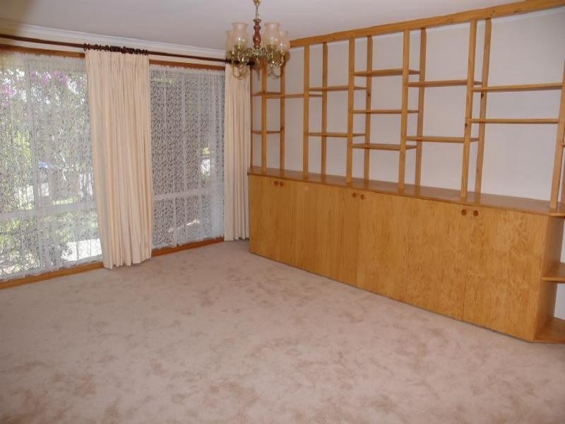 24 Waite St, Bateau Bay NSW 2261