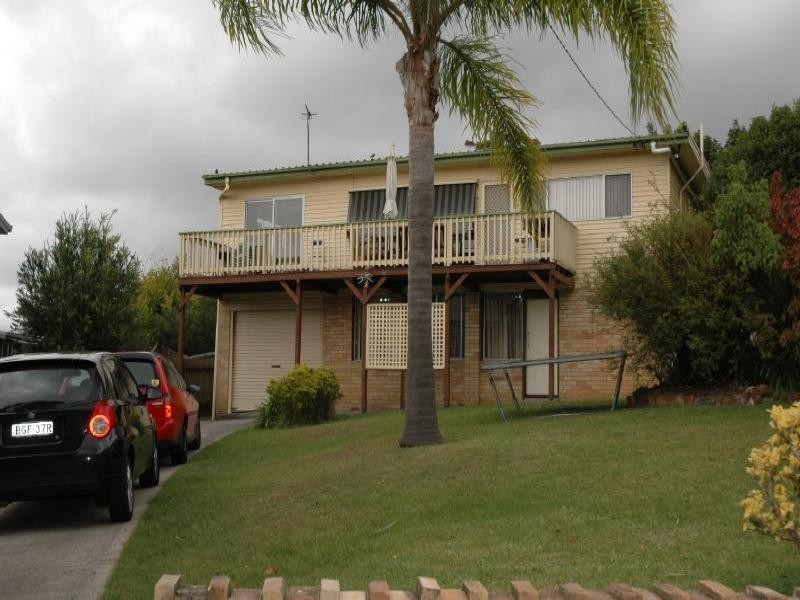 3 Coreen Dve, Wamberal NSW 2260
