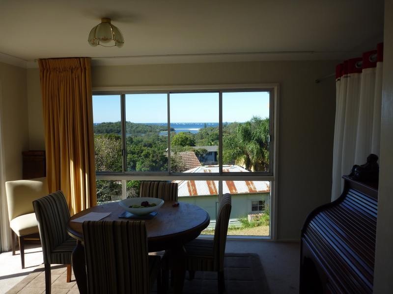 3 Coreen Dve, Wamberal NSW 2260