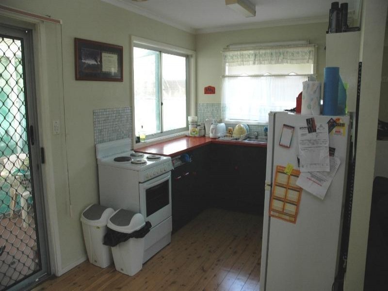 30 Bias Avenue, Bateau Bay NSW 2261