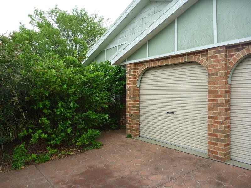 32 Timbara Crescent, Blue Haven NSW 2262