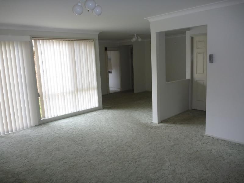 32 Timbara Crescent, Blue Haven NSW 2262