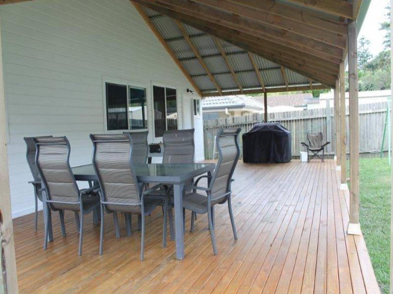 1008 The Entrance Rd, Forresters Beach NSW 2260