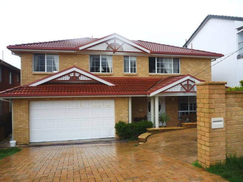 5 Boos Road, Forresters Beach NSW 2260