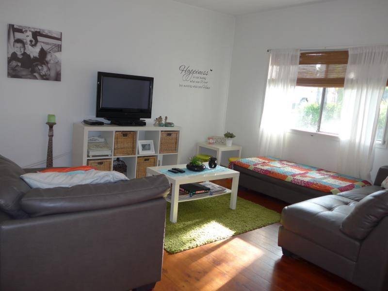 58 Promenade Avenue, Bateau Bay NSW 2261