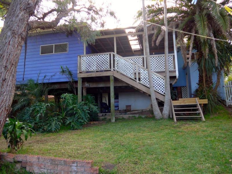 58 Promenade Avenue, Bateau Bay NSW 2261