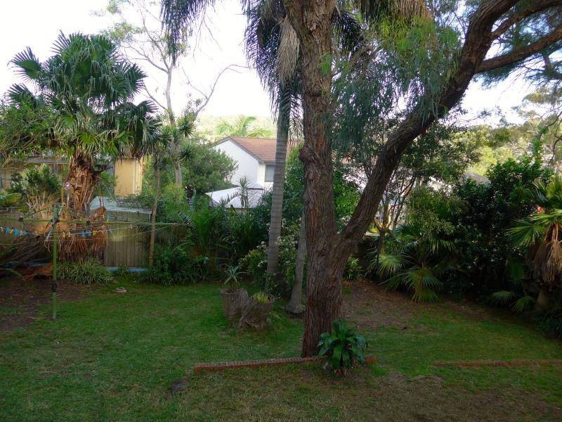 58 Promenade Avenue, Bateau Bay NSW 2261