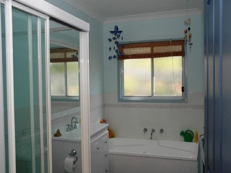 49 John Street, Forresters Beach NSW 2260
