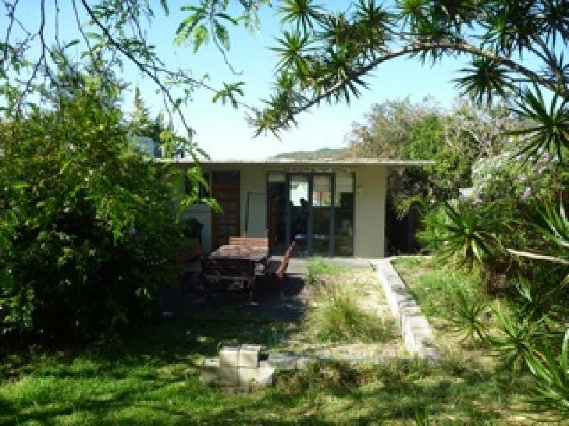 40 Forresters Beach Road, Forresters Beach NSW 2260