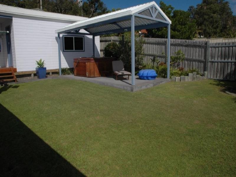 49 John Street, Forresters Beach NSW 2260