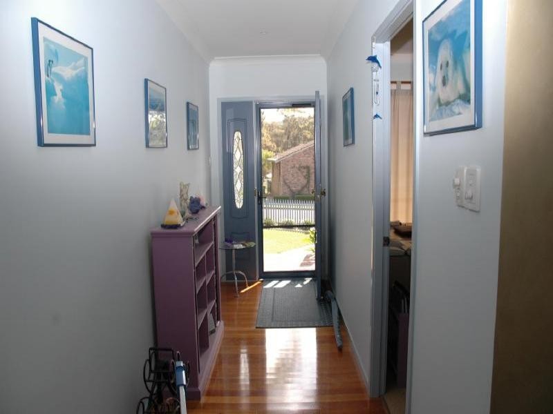 49 John Street, Forresters Beach NSW 2260