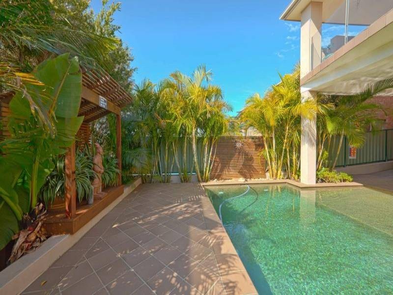3 Peak Street, Bateau Bay NSW 2261