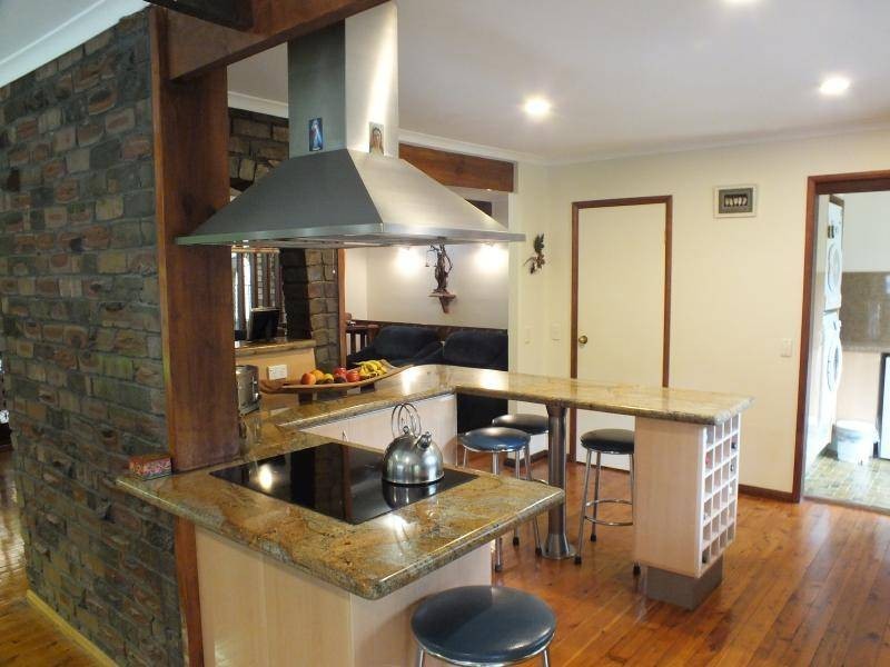 36 Anglers Ave, Bateau Bay NSW 2261