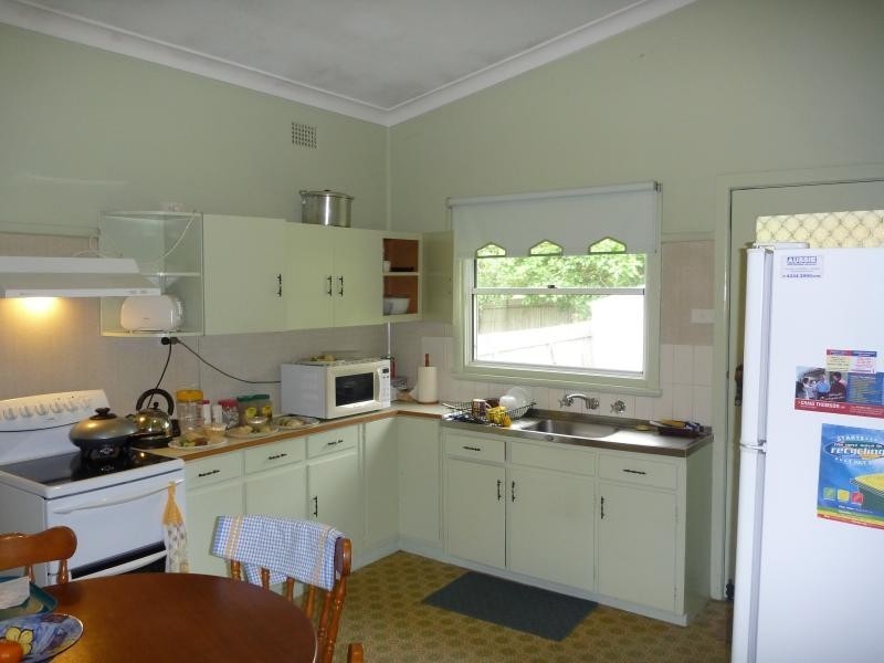 941 The Entrance Road, Forresters Beach NSW 2260