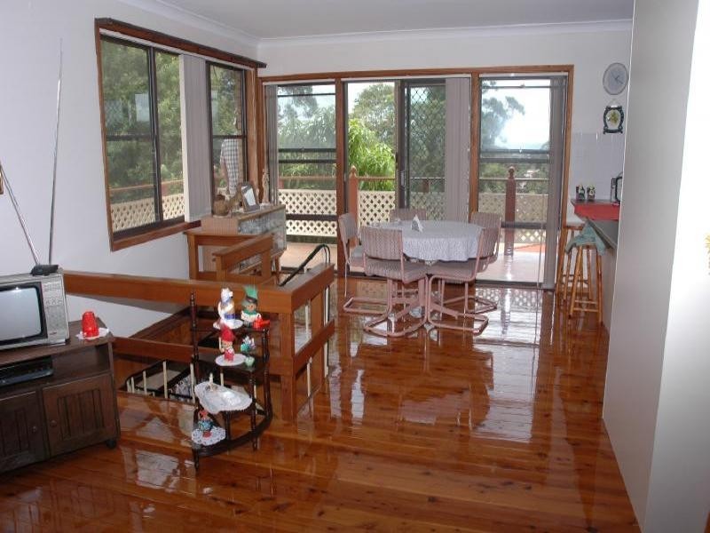 64 Beaufort Rd, Terrigal NSW 2260
