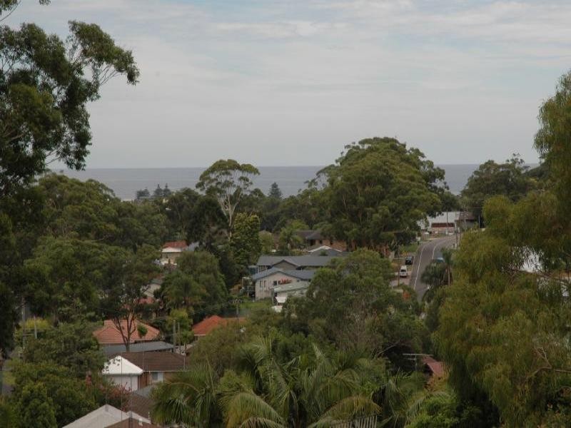 64 Beaufort Rd, Terrigal NSW 2260