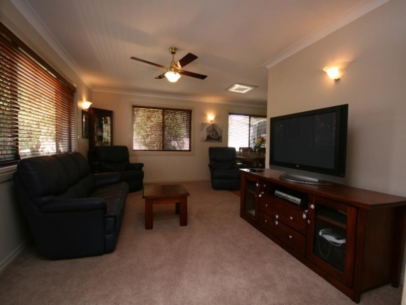 12 Gatton Court, Helensvale QLD 4212