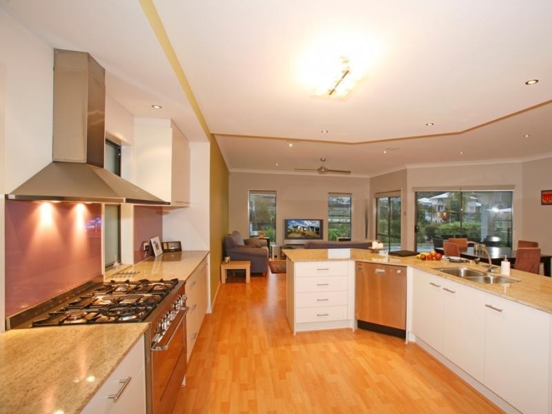 Coomera QLD 4209