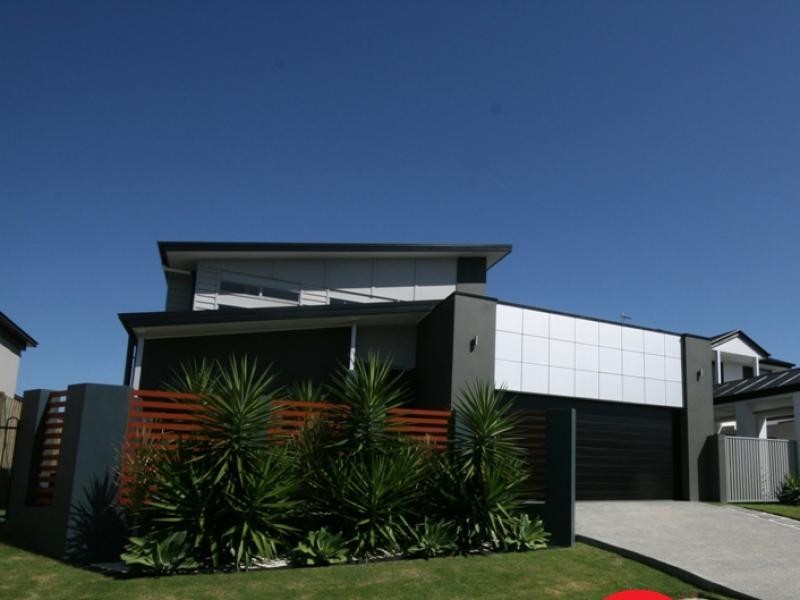 Hope Island QLD 4212