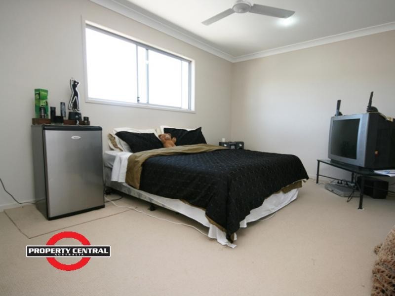 Hope Island QLD 4212
