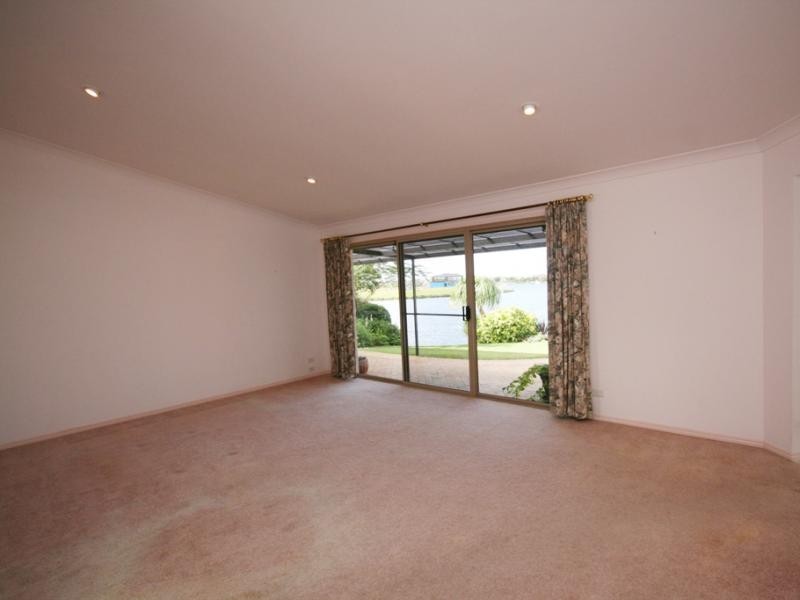 Monterey Keys QLD 4212