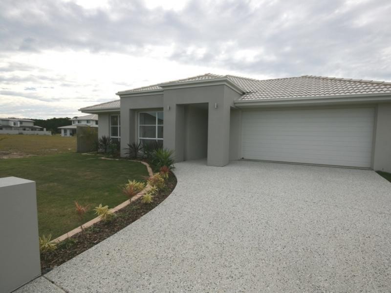 Hope Island QLD 4212