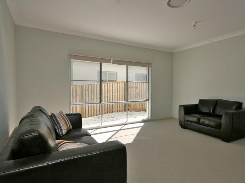 4 Picnic Creek, Coomera QLD 4209
