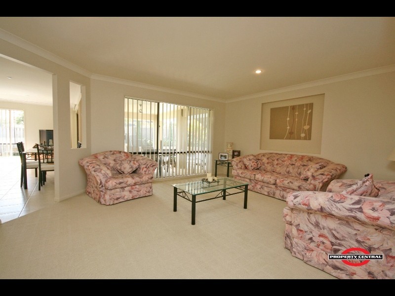 Pacific Pines QLD 4211