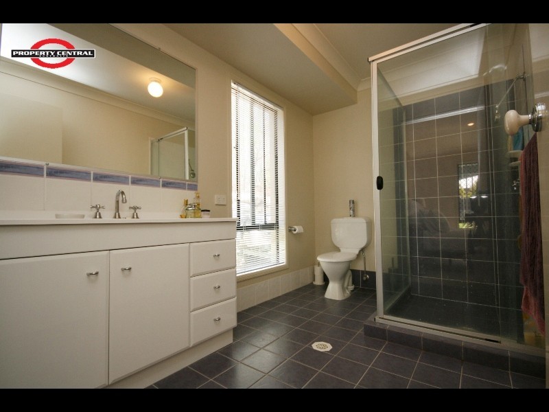 Pacific Pines QLD 4211