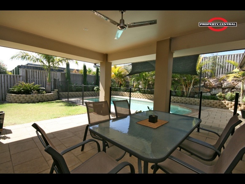 Pacific Pines QLD 4211