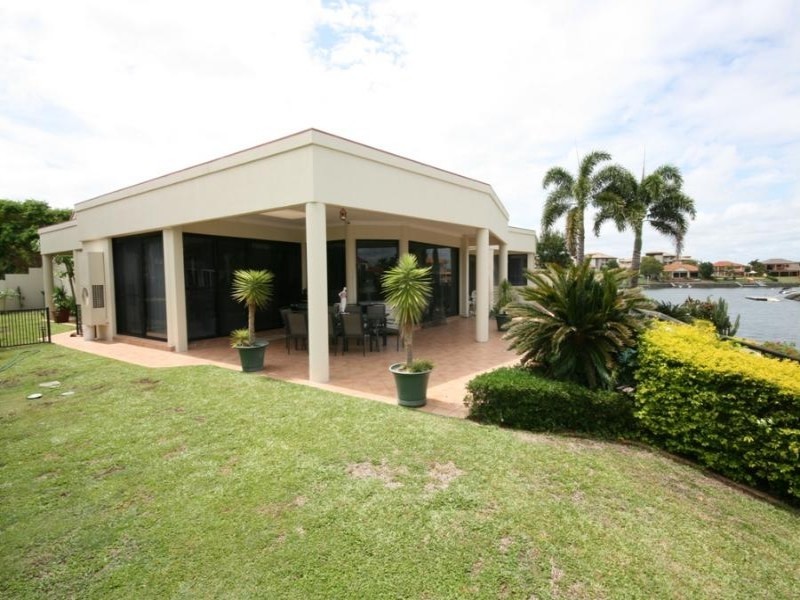 Hope Island QLD 4212