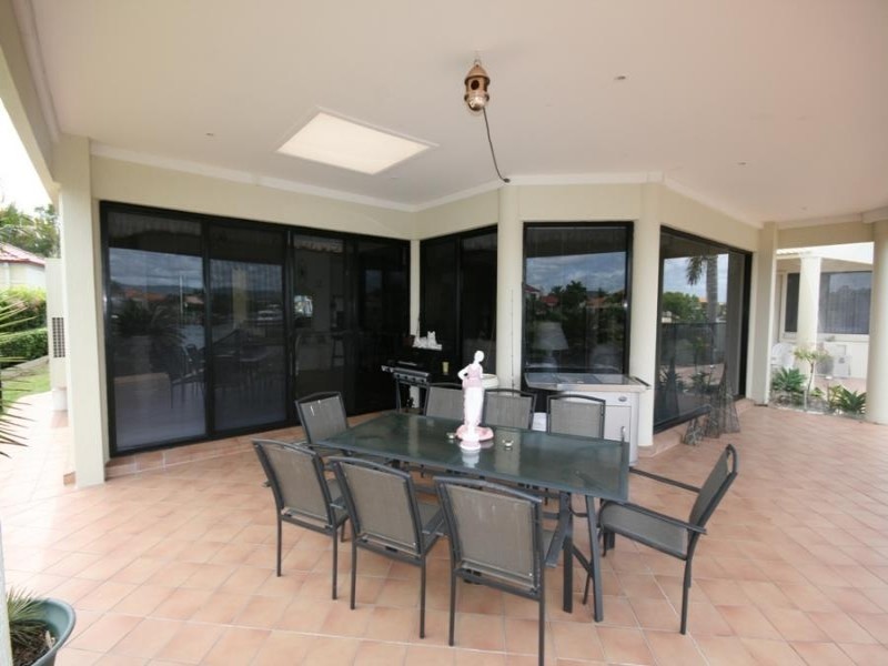 Hope Island QLD 4212