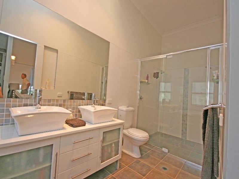 Pacific Pines QLD 4211