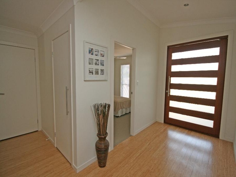 Pacific Pines QLD 4211