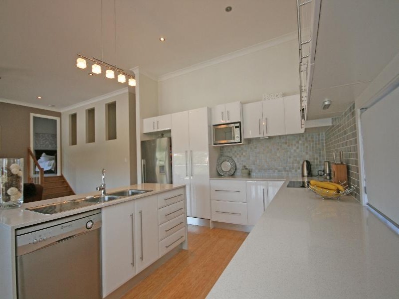 Pacific Pines QLD 4211