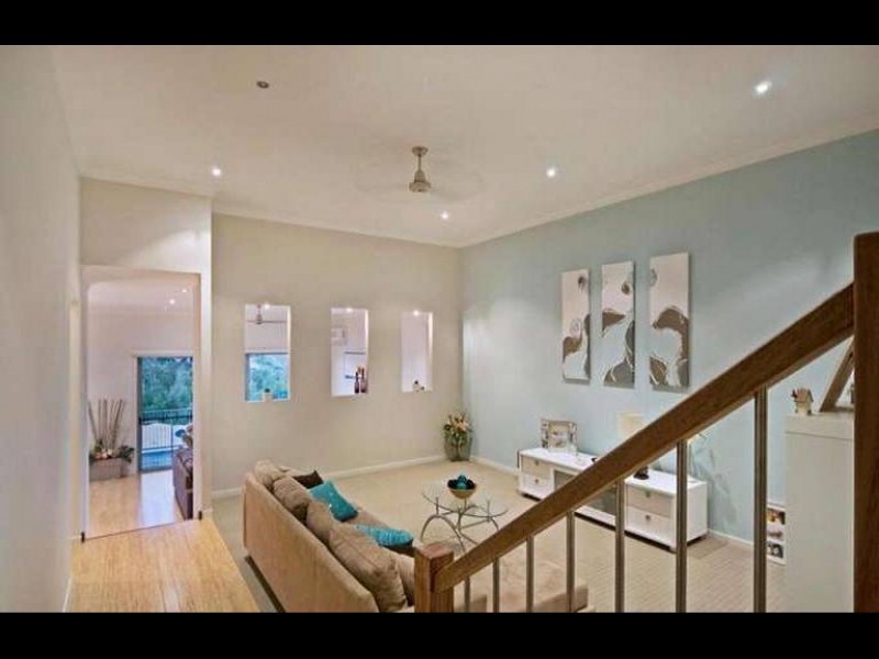 Pacific Pines QLD 4211