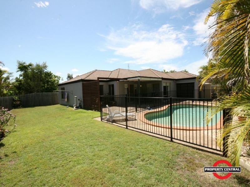 Parkwood QLD 4214